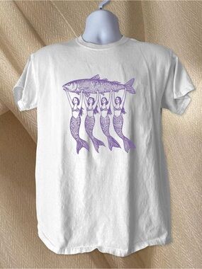 Purple Mermaid and Fish Graphic White Gildan Tee Y2K